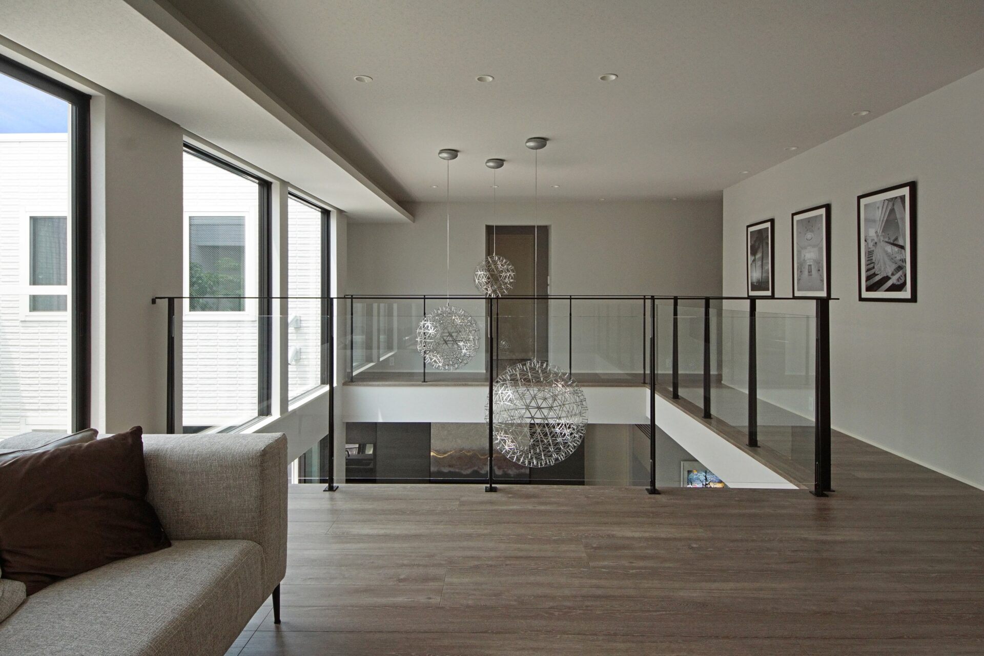 施工事例 No. 82 ホテルライクを叶える、洗練された吹抜け空間