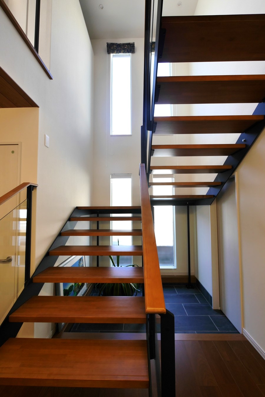 施工事例 No. 79 緩勾配階段で2階リビングでも負担を最小限に