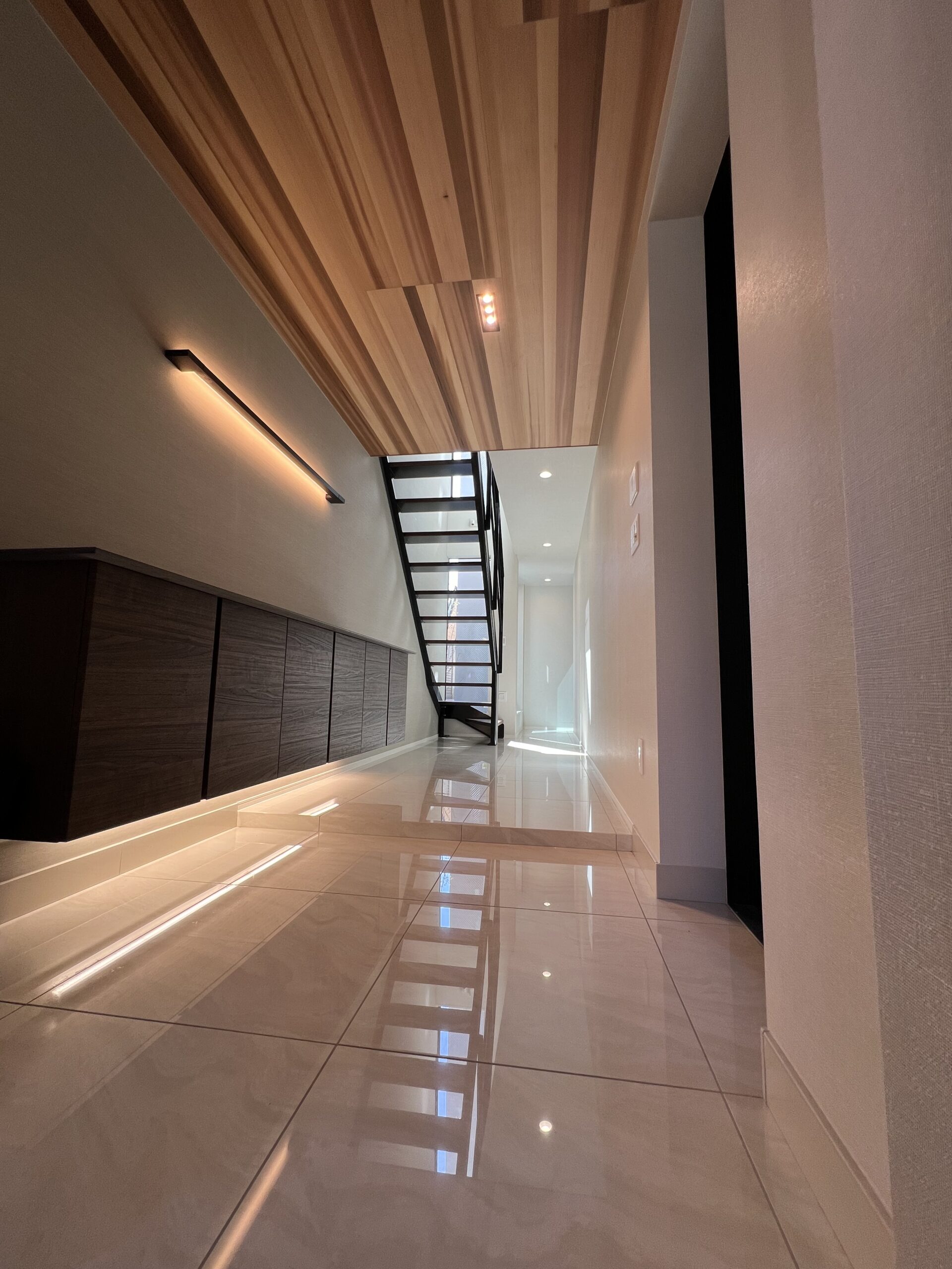 施工事例 No. 163 この家の主役は、玄関のObjeA