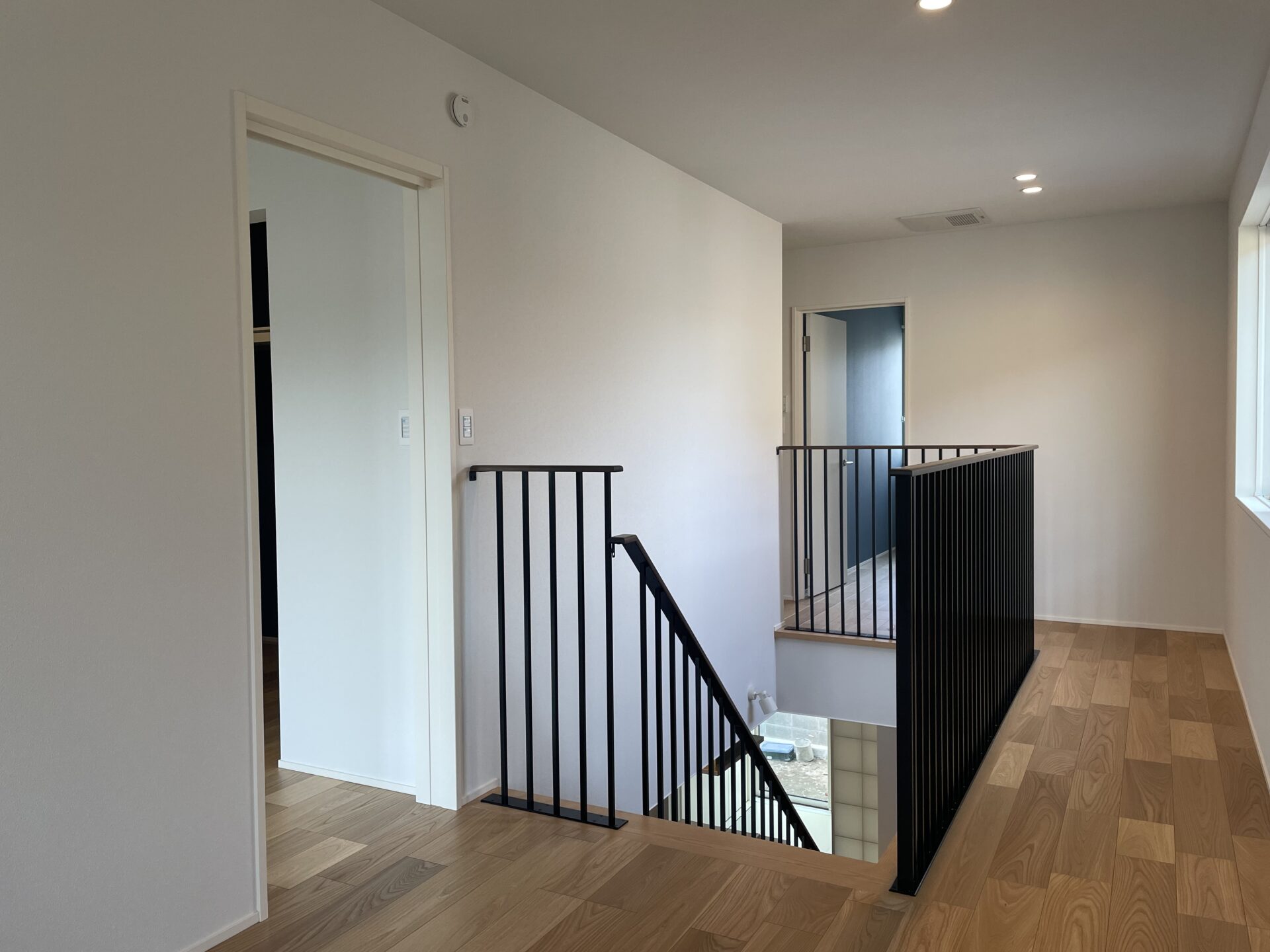 施工事例 No. 127 おしゃれな縦格子階段