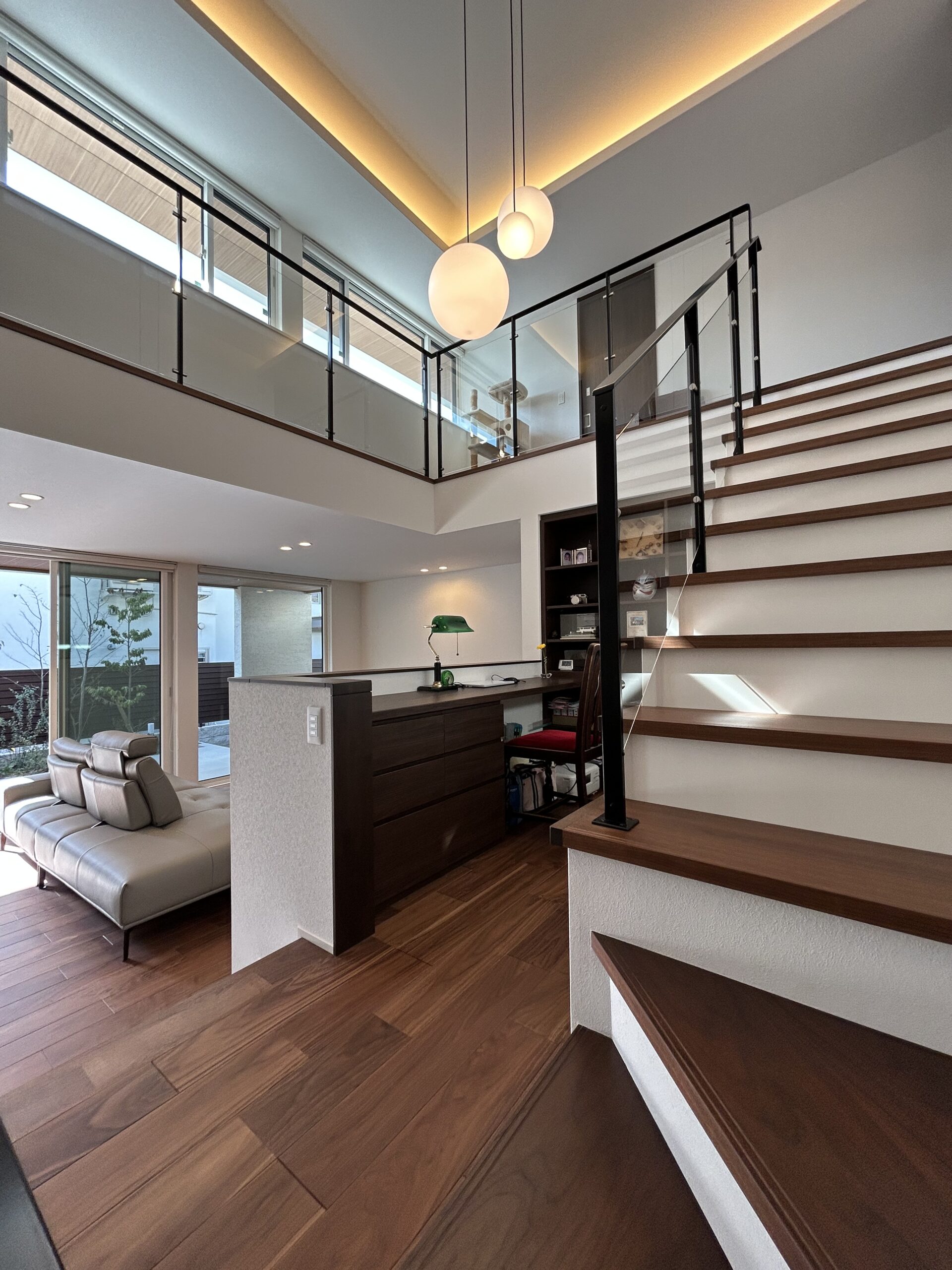 施工事例 No. 116 階段が、空間の風景になる。