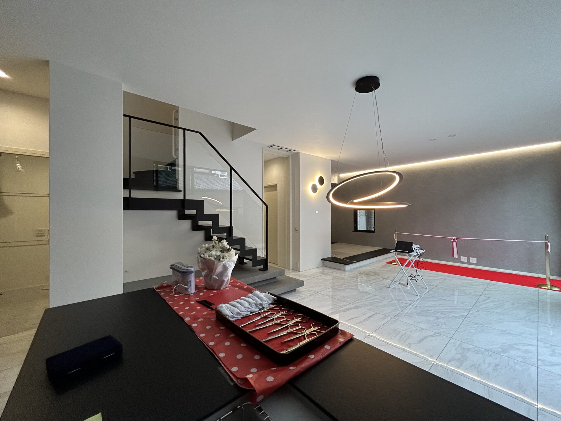 施工事例 No. 117 暮らしの中に、ちょっとした誇りを。美しいインテリアになるシースルー階段。