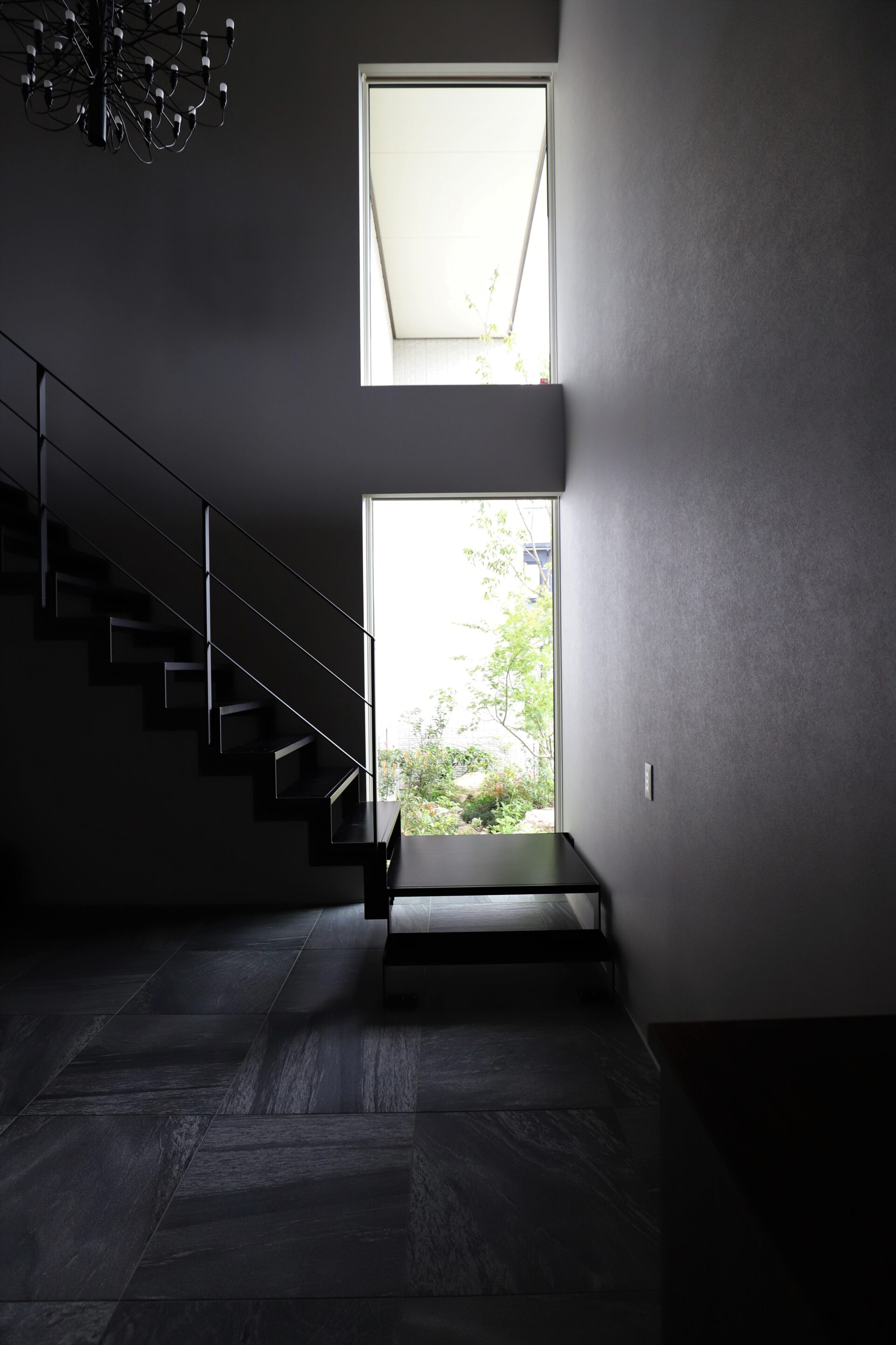 施工事例 No. 300 光と影が織りなす、空間を彩る階段デザイン - Part 3