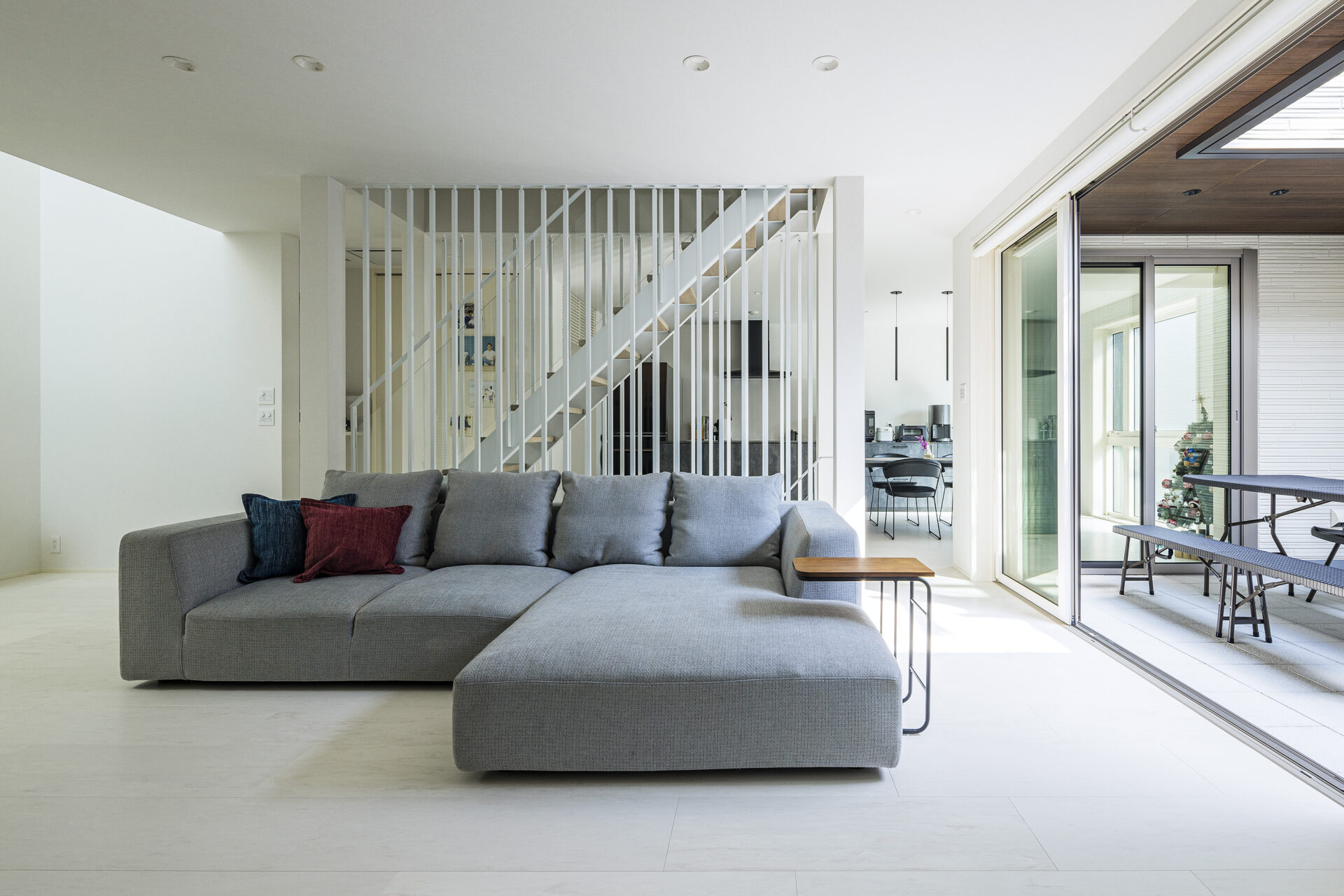 施工事例 No. 246 シースルー階段でリビングとダイニングを緩やかに仕切る