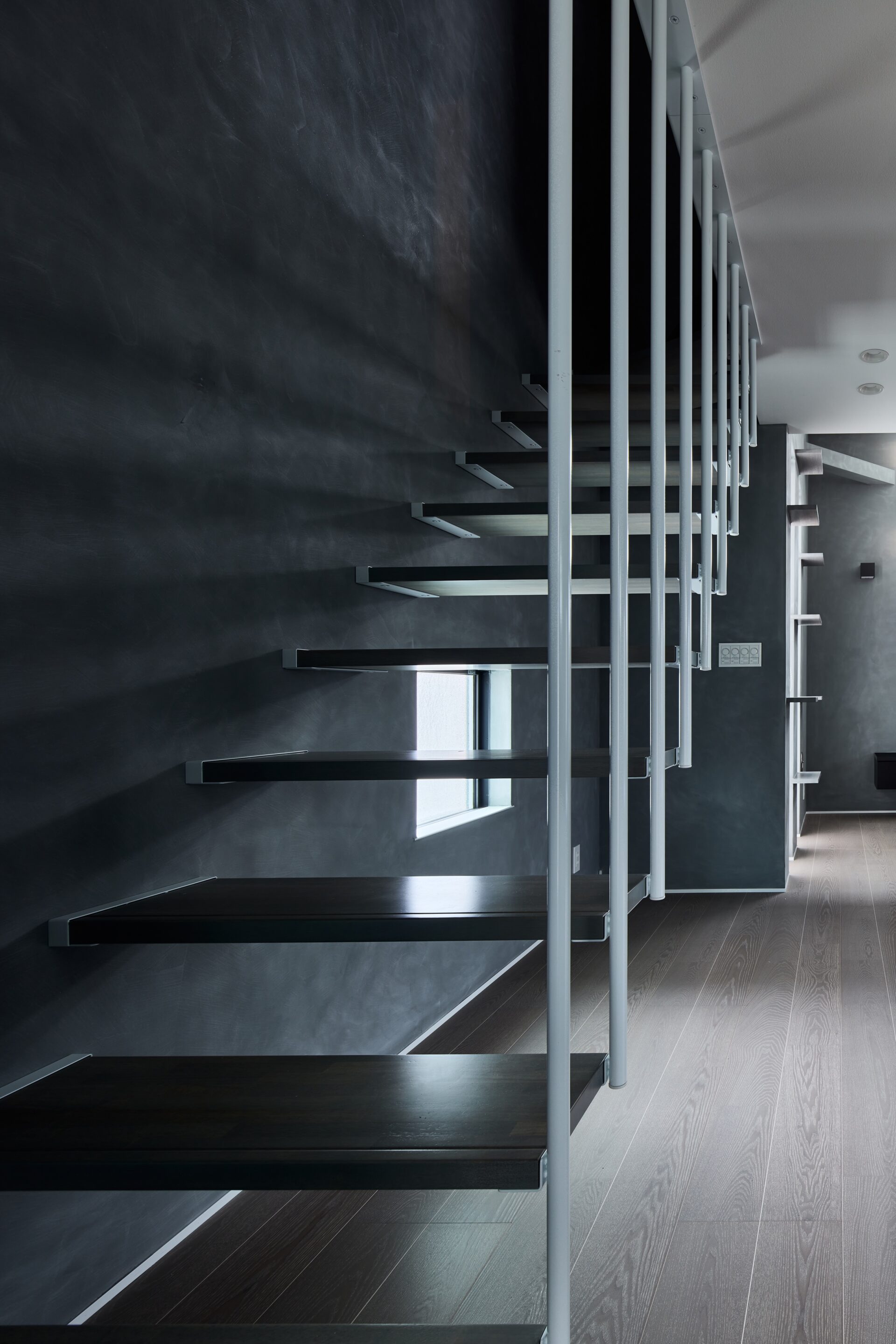 施工事例 No. 331 愛猫の導線としても最適なデザイン階段