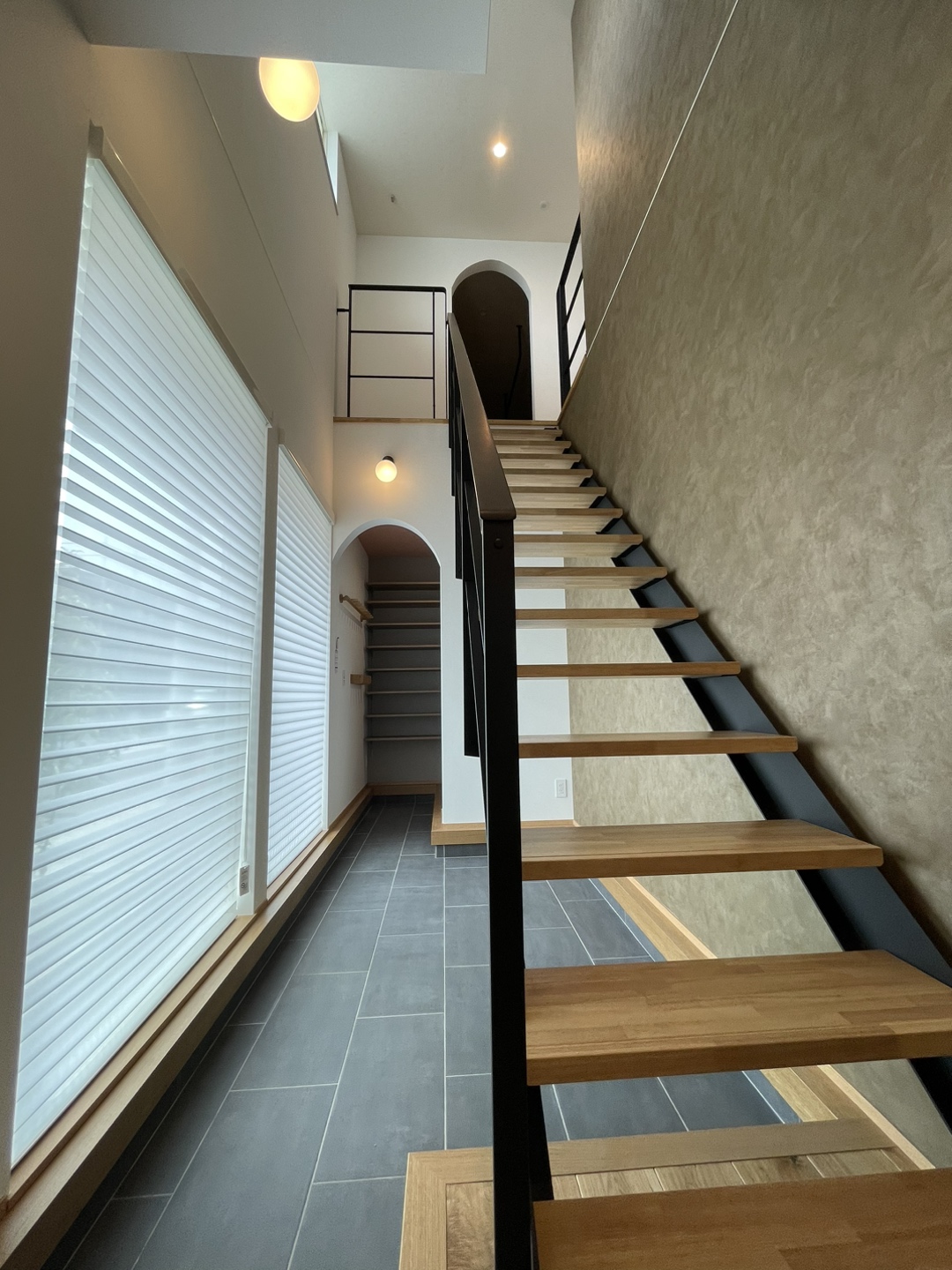 施工事例 No. 306 抜け感をデザインする、シースルー階段 - Part 2