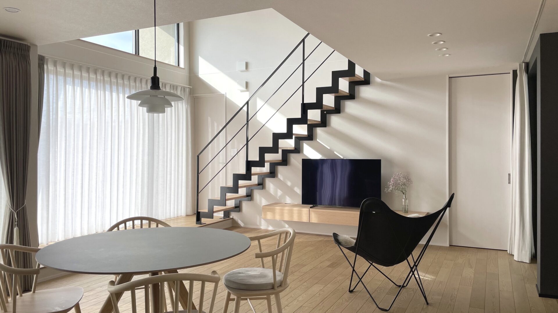 施工事例 No. 282 部屋のメインとなるシースルー階段 - Part 3