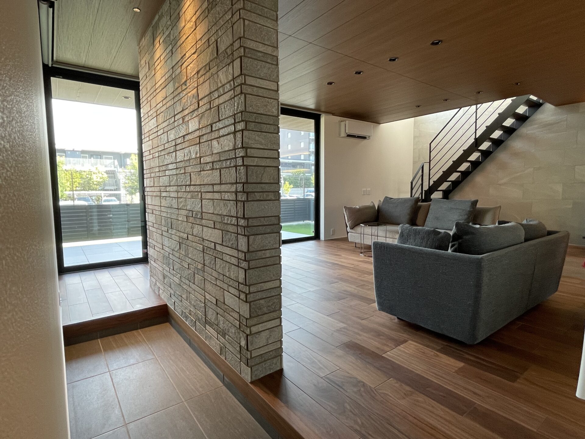 施工事例 No. 212 安全とシースルー階段の両立