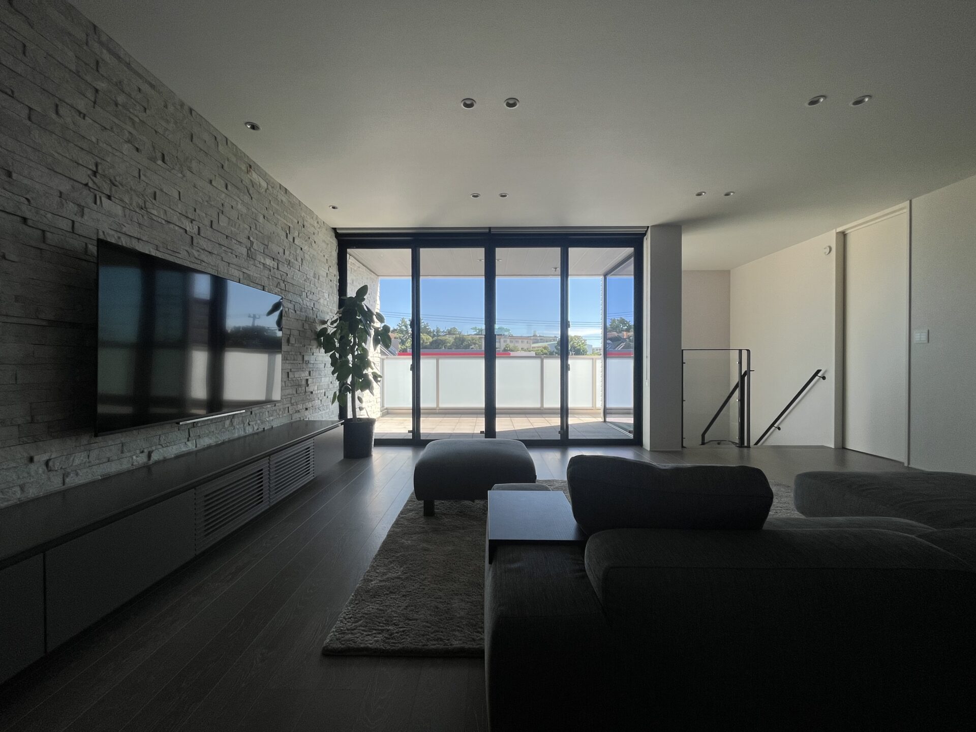 施工事例 No. 253 高台から空を臨む家