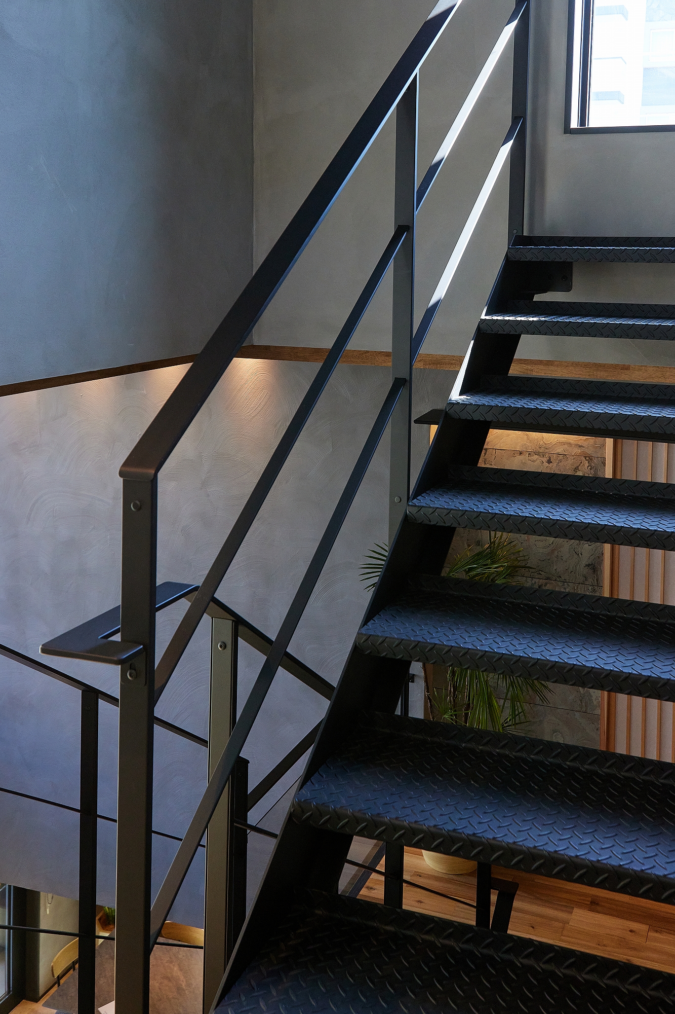 施工事例 No. 249 スキップフロアを活用したオフィス空間