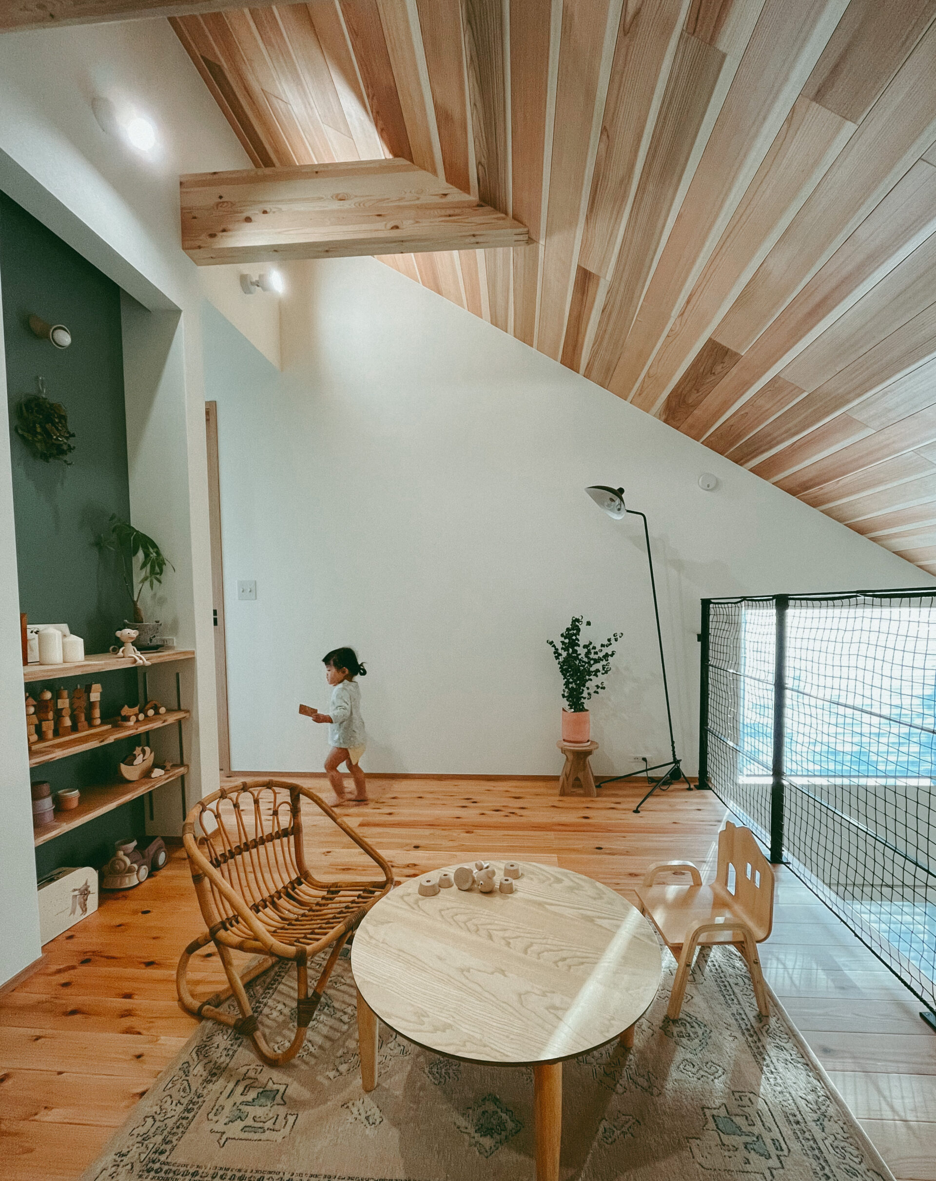 施工事例 No. 368 手すりひとつで、空間が締められそして毎日の『ただいま』に、そっと寄り添う