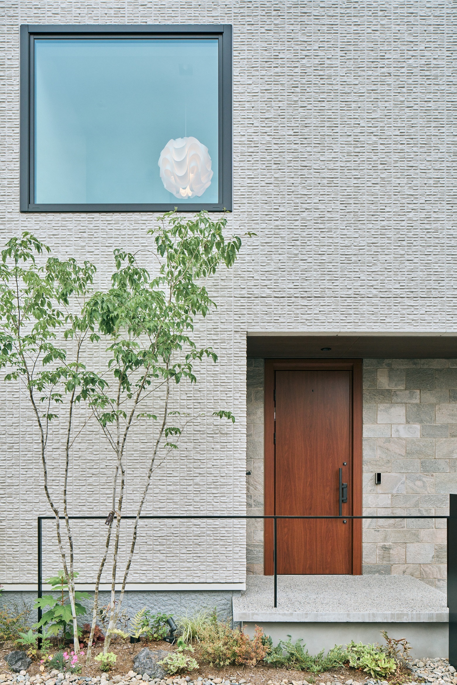 施工事例 No. 356 デザインは控えめに、存在感は確かに