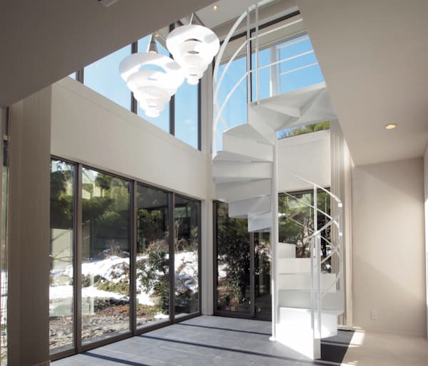 オリガミらせん階段『WAVES Spiral』