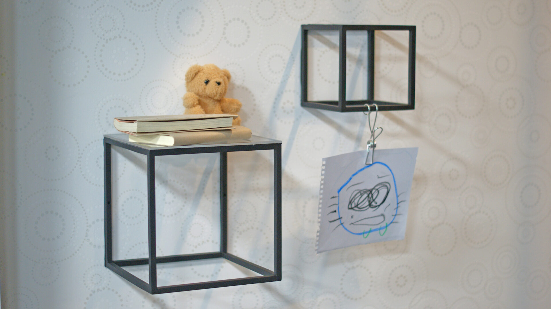 施工事例 No. 005 シームレスなスチールフレームでアートな空間に